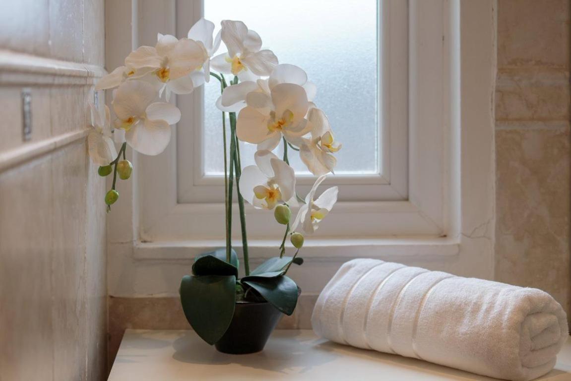 Gorgeous 3-Bed Flat, 15 Minutes To City Centre Edinburg Exteriör bild